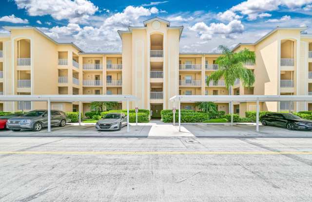 2/2 condo in popular Osprey Cove in Estero. Available Now! Gallery 1