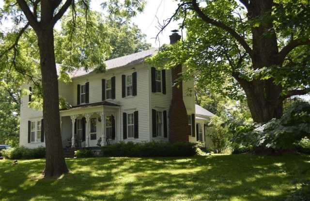 4561 N Lake Road Gallery 3