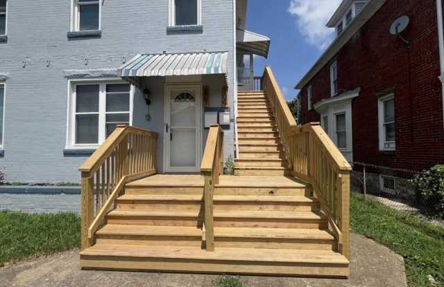 809 MULBERRY Avenue Gallery 2