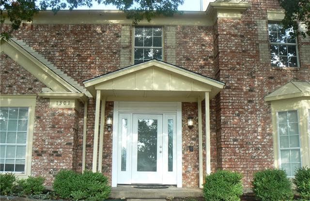 1301 E Miller Drive - 1301 E Miller Dr, Cedar Hill, TX 75104
