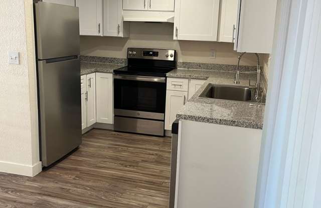 Shadowbrook Apartments-Scenic Living in Sedona Gallery 4