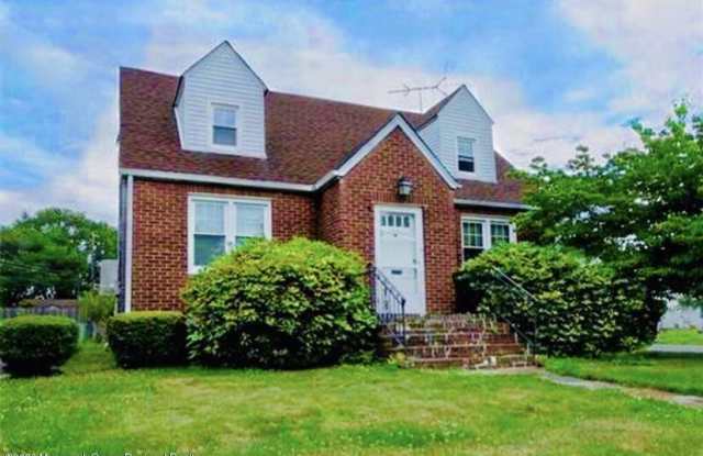518 Garden Avenue - 518 Garden Avenue, Woodbridge, NJ 07095
