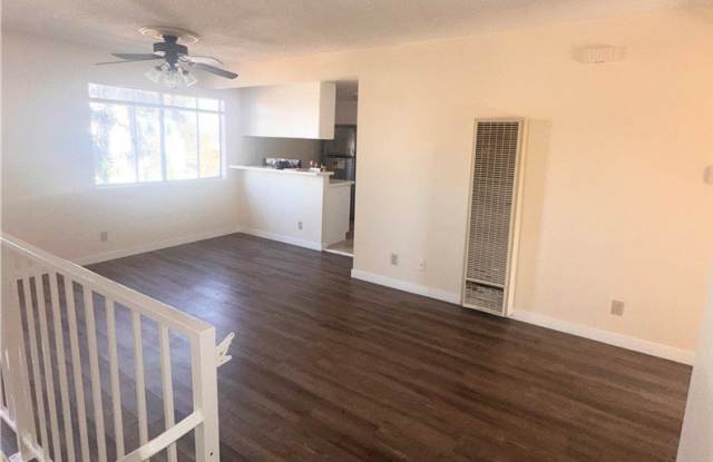 226 W 88th Place 1/2 photos photos 226 W 88th Place 1/2 photos photos