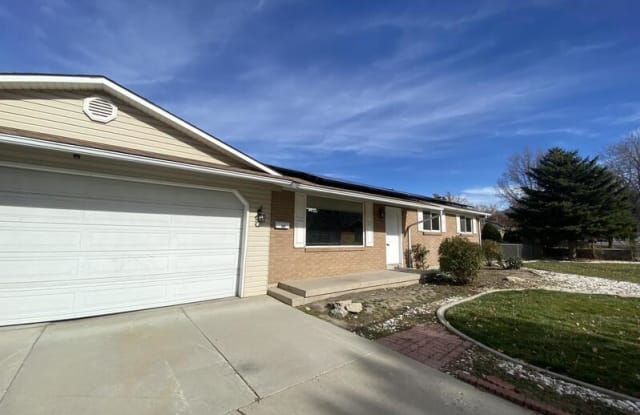 189 E. Tennyson Ave. photos photos