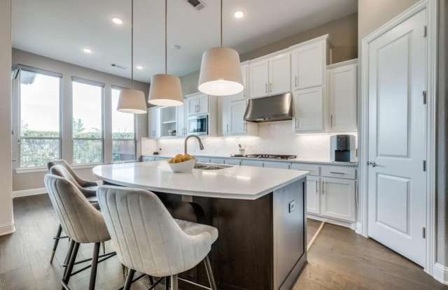 3970 Sweet Clover photos photos 3970 Sweet Clover photos photos