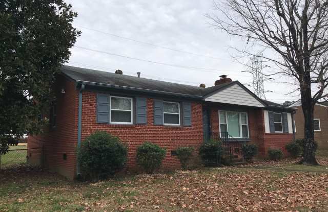 -- APPLICATION PENDING -- 3 BR / 1 BA West End Home, Fenced in Backyard. Available July 1st! photos photos