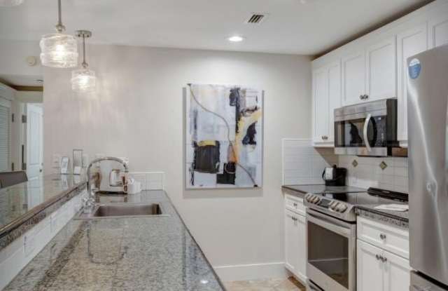 9600 Grand Sandestin Boulevard Gallery 3