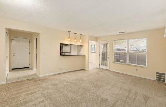 109 Fieldcrest St photos photos