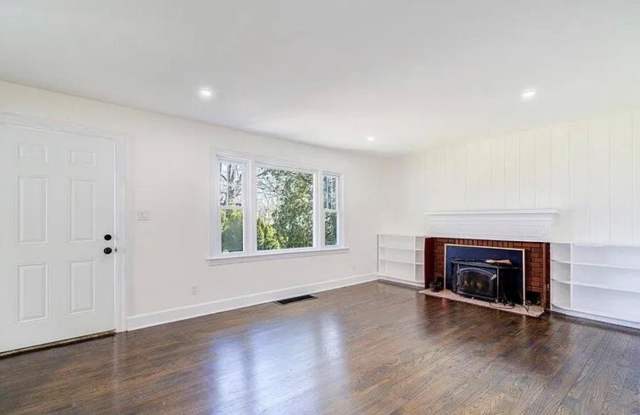 63 Fairview Avenue Gallery 4