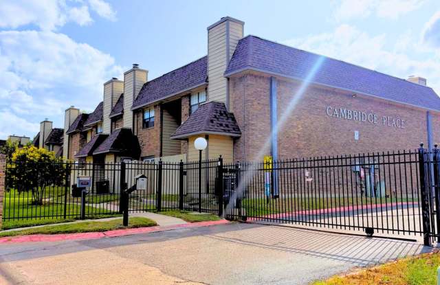 200 Martingale Ln Gallery 3