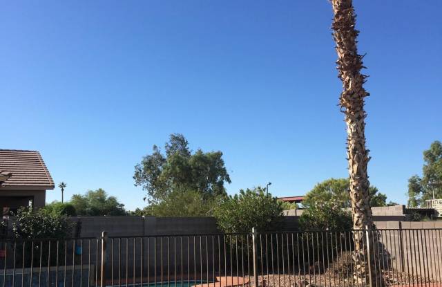 8018 S 15TH Way - 8018 South 15th Way, Phoenix, AZ 85042
