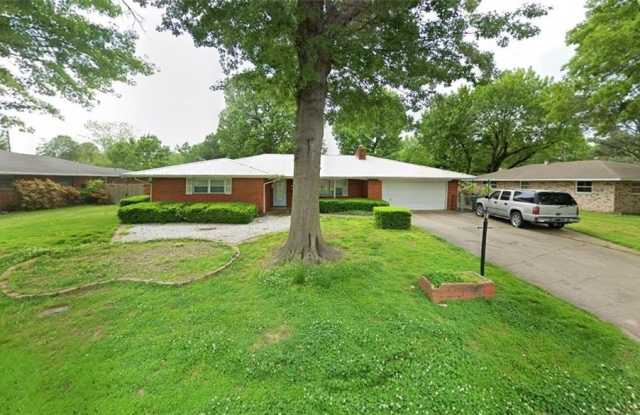 708 Henryetta  ST photos photos