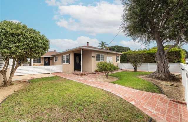 1121 9th Street - 1121 9th Street, Manhattan Beach, CA 90266 1121 9th Street - 1121 9th Street, Manhattan Beach, CA 90266