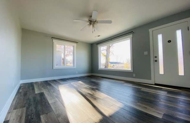 3860 Orchard Ave photos photos