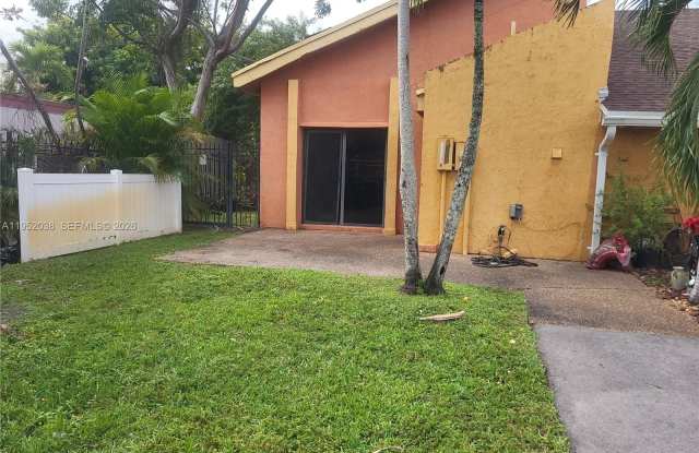 2221 NW 55th Ter photos photos 2221 NW 55th Ter photos photos