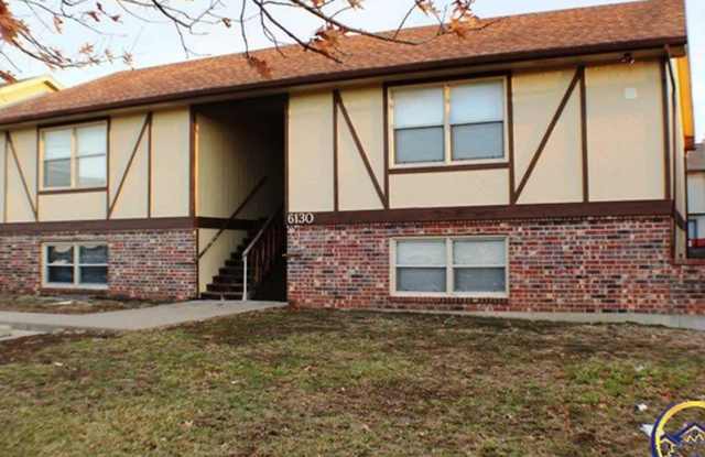 850 Sq Ft, 2-bedroom, 1-Bath Apartment in 4-plex near 29th & Wannamaker. photos photos