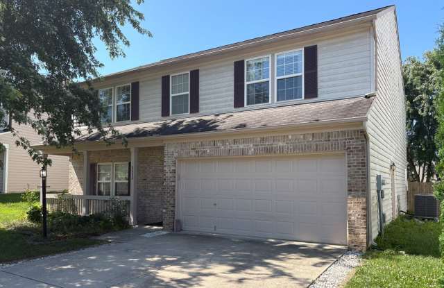 Fully Furnished 4-Bedroom Home with a Stocked Kitchen, Fenced Yard, and 2-Car Garage photos photos