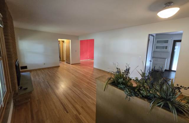 3232 Welcome Avenue North Gallery 2