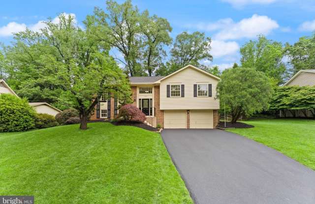 2660 OAKTON GLEN DRIVE photos photos