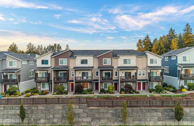 17537 110th Avenue East Gallery 1