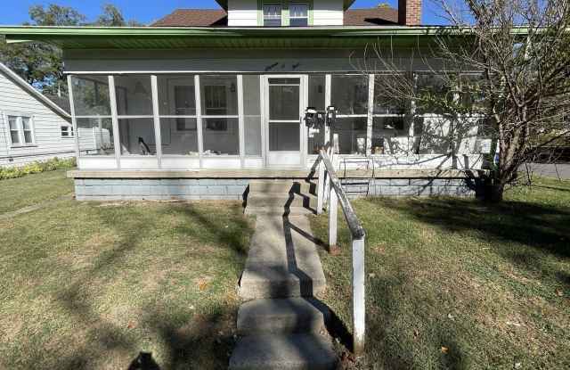 1604 W 15th Street photos photos