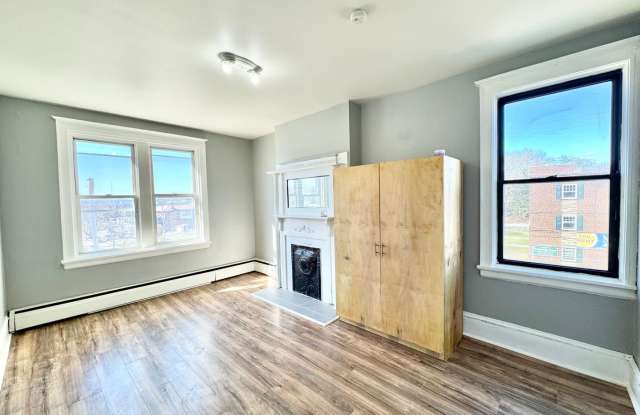 301 S Winebiddle St photos photos