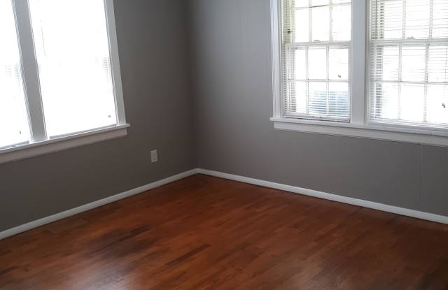 1710 West Arrowhead Place Gallery 4