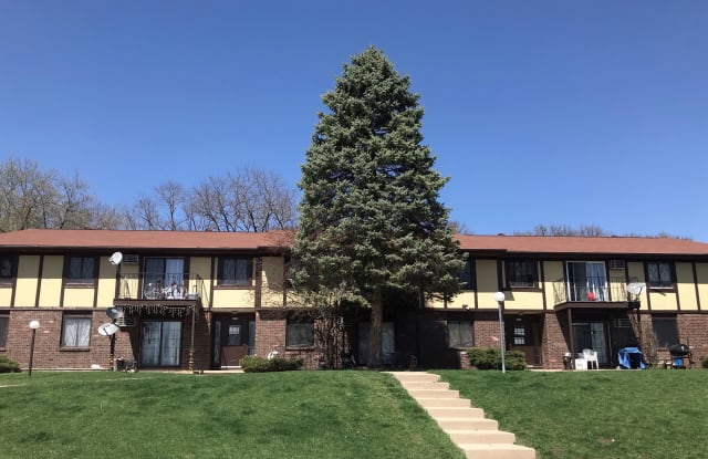 2434 Chalet Gardens Court #3 - 2434 Chalet Gardens Court, Fitchburg, WI 53711