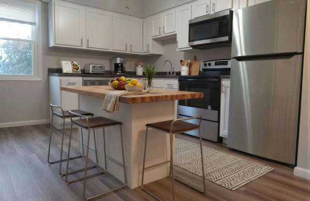 Country Gardens Apartments Gallery 4