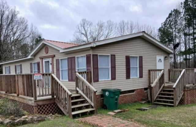 3 Bedroom, 2 Bath home. Gallery 3