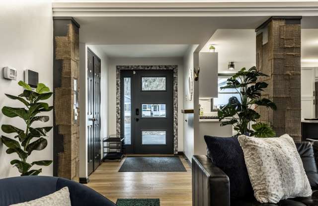 7355 Mikesell Drive Gallery 2
