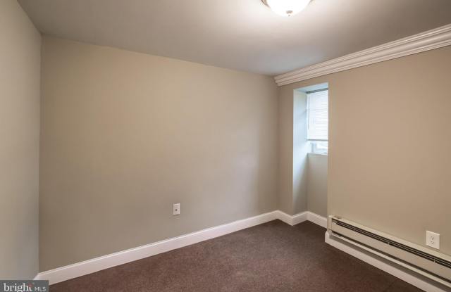 5774 N 20TH Street unit: Lower Unit photos photos 5774 N 20TH Street unit: Lower Unit photos photos