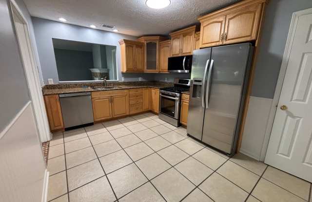 6903 Ross Dr Gallery 4