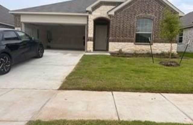 1024 Longleaf Lane photos photos