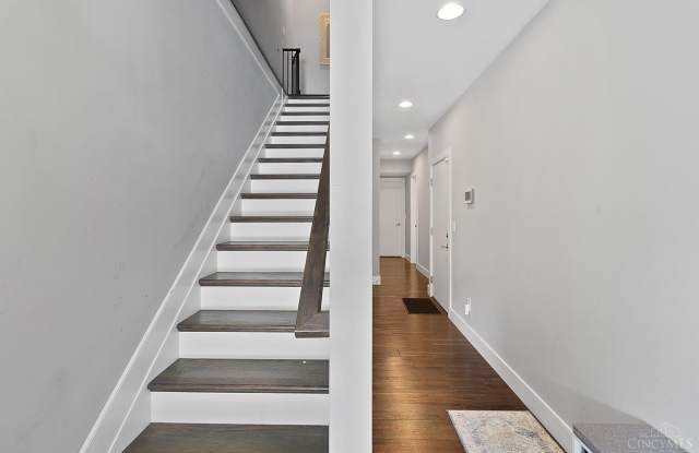 3572 Handman Avenue Gallery 4