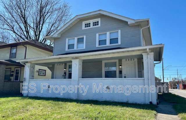 2960 N Park Ave photos photos