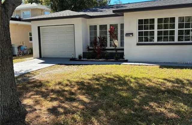 6 N ORION AVENUE photos photos