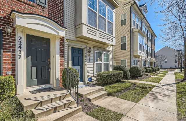 22477 GLENBOW Way Gallery 2