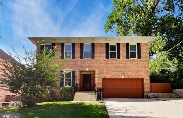 11906 CLARIDGE Road Gallery 1
