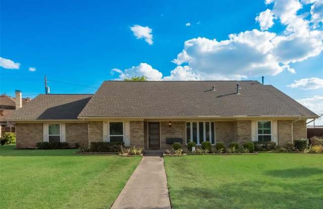 10137 Fieldfare Court Gallery 2