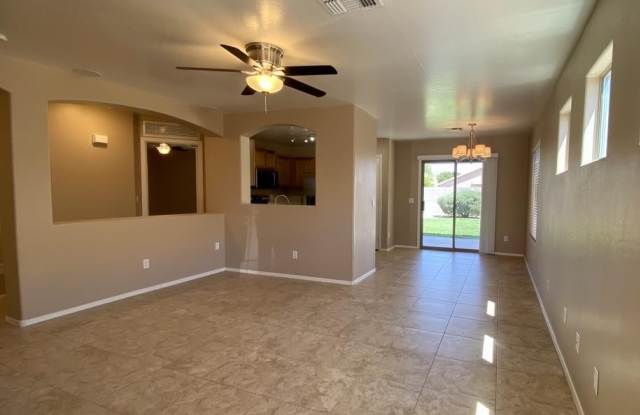 8115 N 109 Drive Gallery 3