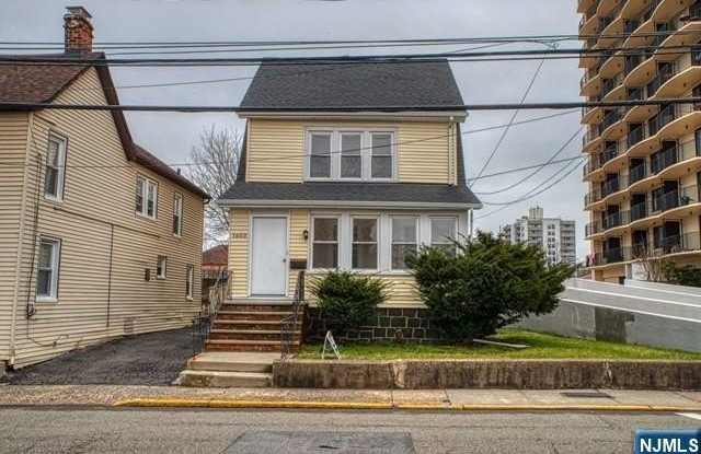 1600 Anderson Avenue photos photos