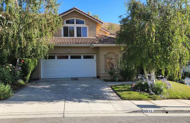 Serene Oak Park/Montego 4 bedroom 3 bath home. photos photos