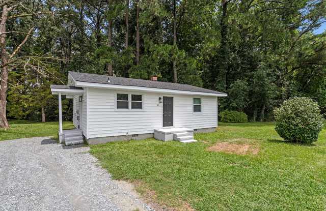 Move-In Ready Ranch Home in Prime Princeton Locale! photos photos