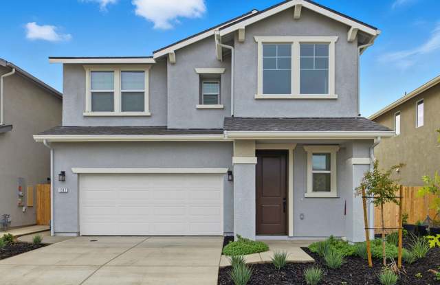 Brand New 4 Bedroom 3 Bathroom with solar in NW Visalia!!! - 1317 West Sedona Avenue, Visalia, CA 93291
