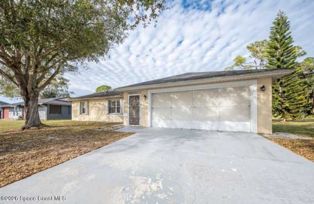 171 Americana Boulevard NE photos photos