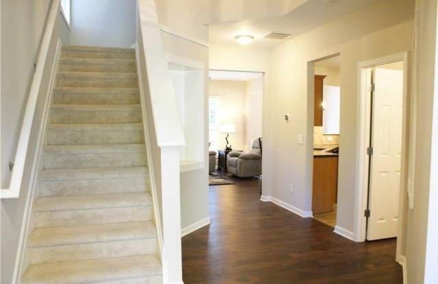 5530 Crestwick Way Gallery 3