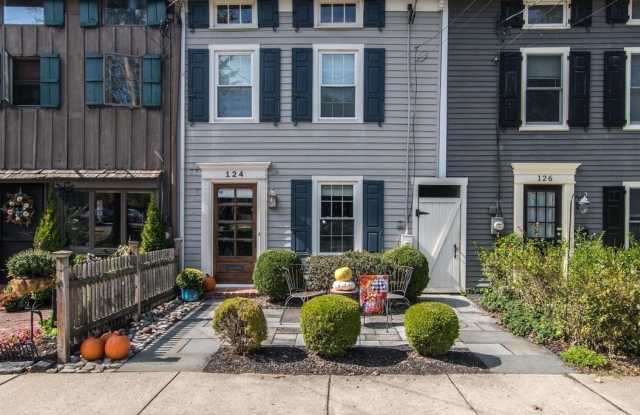 124 N CONGRESS Street - 124 North Congress Street, Newtown, PA 18940