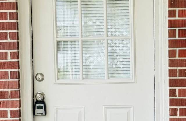 1955 Rice Drive (4 Bed/2 Bath) Gallery 3
