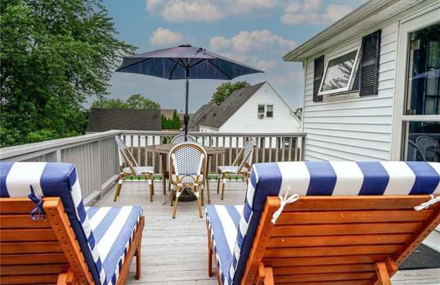142 Renfrew Avenue photos photos